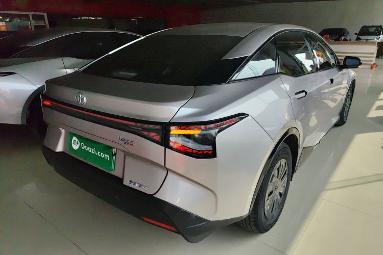 Used Toyota bZ3 2023 517 km Elite PRO Rear Right 45 Deg