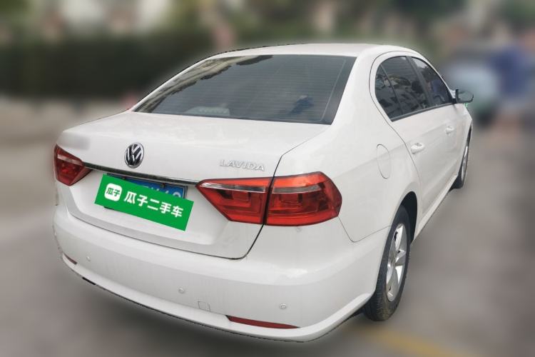 Used Volkswagen Lavida 2013 Revised Classic 1.6L Automatic Fashion Edition