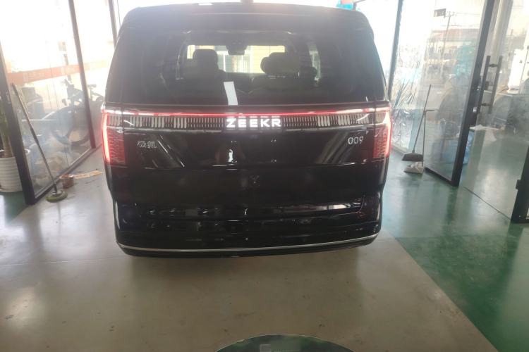 Used Zeekr 009 2022 ME Edition
