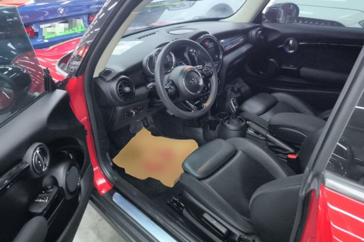 Used MINI 2019 1.5T COOPER Artist Driver Seat