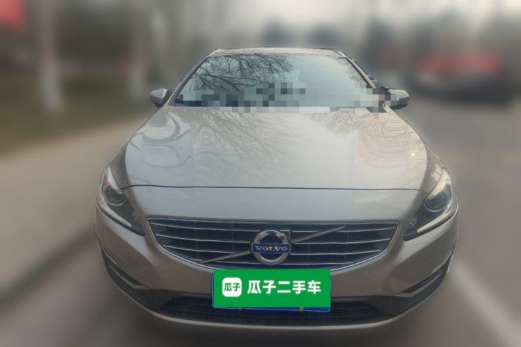 Used Volvo V60 2014 Facelift T5 Zhiyi Edition
