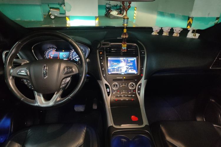 Used Lincoln MKX 2015 2.0T Two-Wheel Drive Deluxe Edition