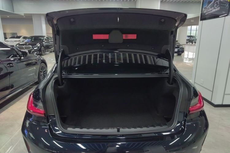 Used BMW 3 Series 2024 325i M Sport Night Edition Package Trunk