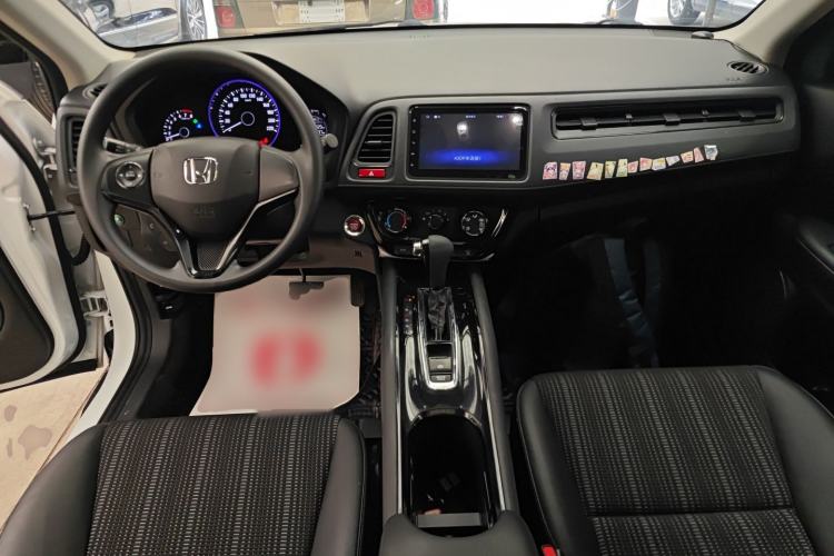 Used Honda Vezel 2017 1.8L CVT Front-Wheel Drive Pioneer Edition Center Console