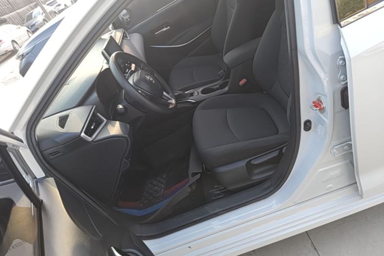 Used Toyota Corolla 2021 Dual-Motor 1.8L E-CVT Elite Edition Left Front Seat
