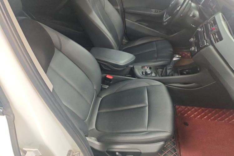 Used BMW X1 2018 sDrive18Li Fashion Model Right Front Seat