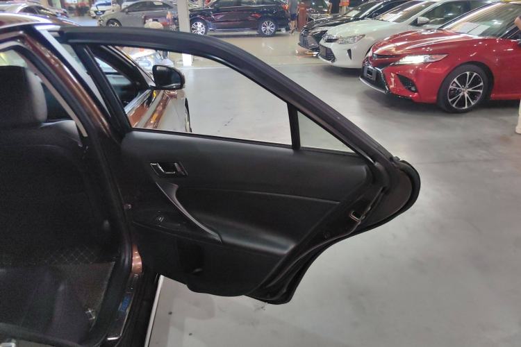 Used Toyota Reiz 2012 2.5V Fengdu Elite Stylish Edition