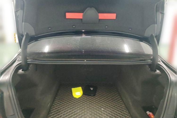 Used BMW 5 Series 2019 530Li Luxury Edition M Sport Package Trunk