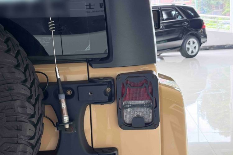 Used Jeep Wrangler 2013 3.6L Sahara two-door model