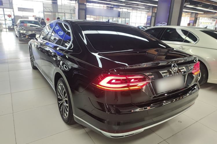 Used Volkswagen Phideon 2021 380TSI Luxury Edition
