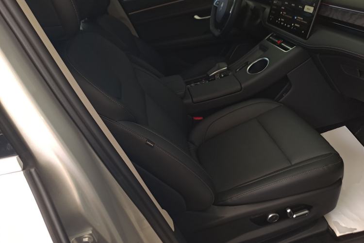 Used Hima AITO M5 2022 Extended-Range Four-Wheel Drive Performance Version
