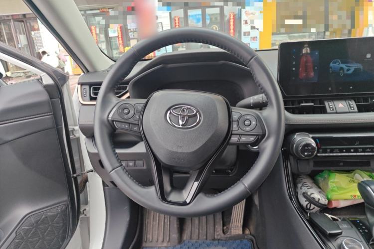 Used Toyota Wildlander 2024 Dual-Motor 2.5L E-CVT All-Wheel Drive Luxury PLUS Edition Steering Wheel