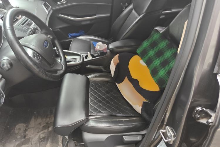 Used Ford Escort 2015 1.5L Automatic Fashion Model
