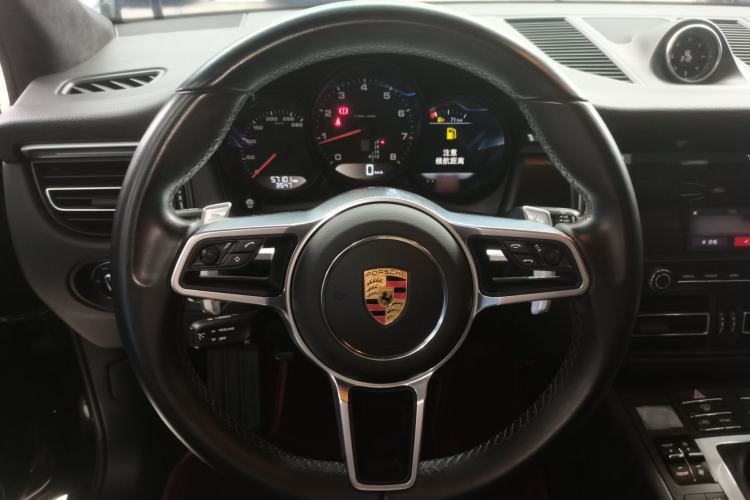 Used Porsche Macan 2021 Macan 2.0T