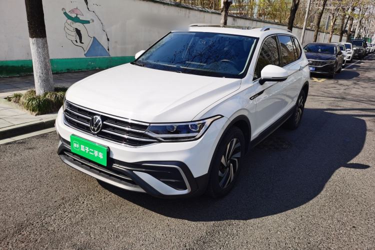 Used Volkswagen Tiguan L 2023 300TSI Automatic Two-Wheel Drive Smart Edition