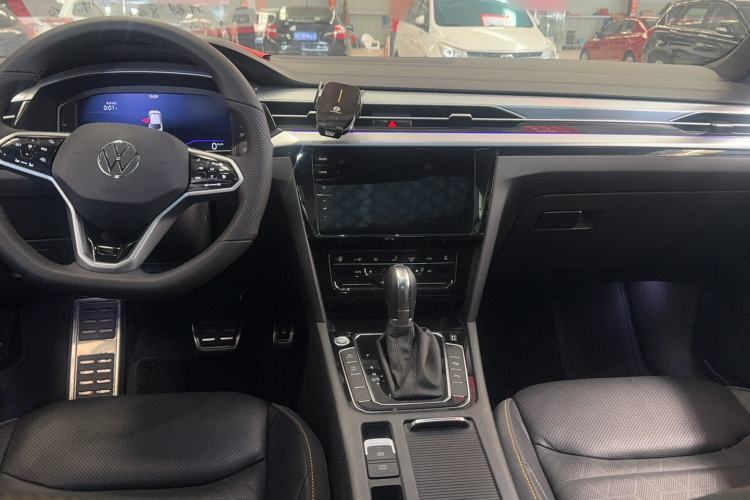 Used Volkswagen FAW-Volkswagen CC 2025 Model, Facelifted 380TSI, Striking and Shared Enjoyment Version