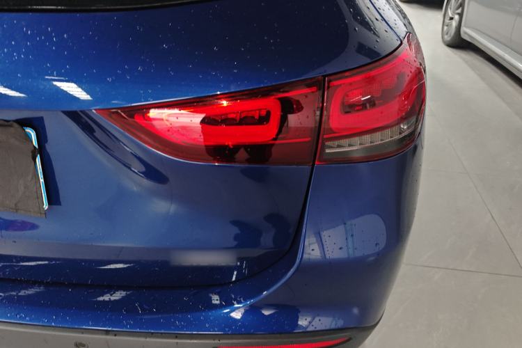 Used Mercedes-Benz GLA 2022 Facelifted GLA 200 Exterior 3