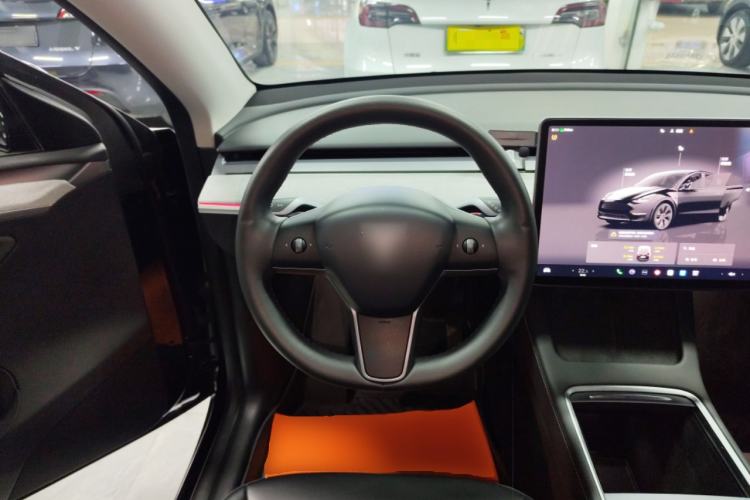 Used Tesla Model Y 2023 Rear-Wheel-Drive Version