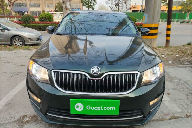 Used Skoda Octavia 2017 1.6L Manual Smart Drive Edition