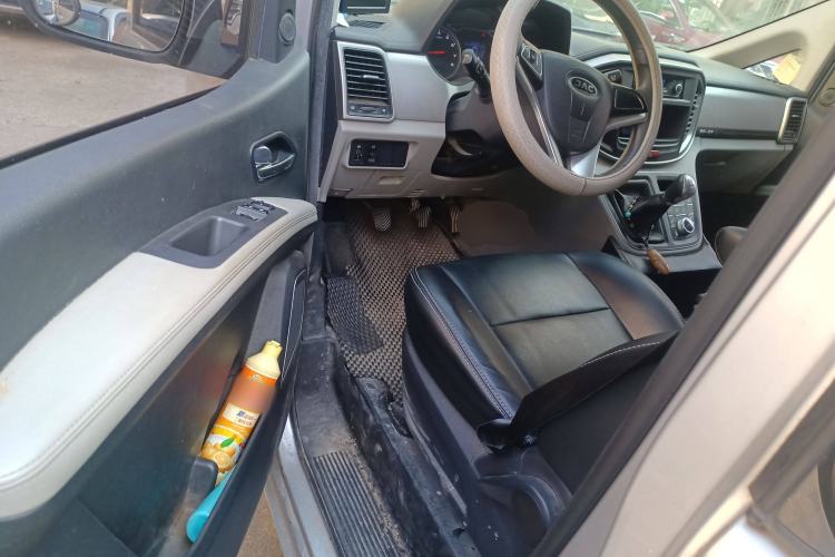 Used JAC Refine M4 2019 Business & Travel Series 2.0L Manual Comfort Model China V Standard