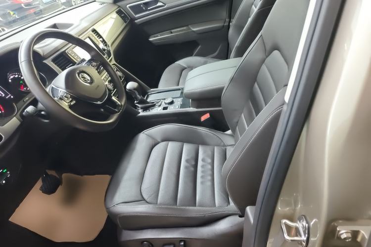 Used Volkswagen Teramont 2017 380TSI Four-Wheel Drive Luxury Edition Left Front Seat