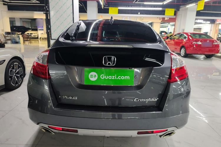 Used Honda Crosstour 2014 2.4L Luxury Edition
