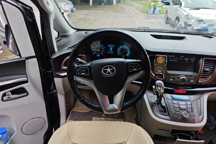 Used JAC Group Refine M5 2016 2.0T Gasoline Automatic Business Edition