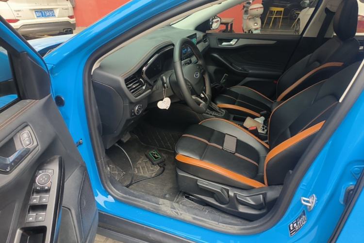 Used Ford Focus 2022 Sedan EcoBoost 180 Automatic Performance Edition