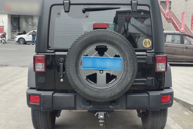 Used Jeep Wrangler 2017 3.6L Rubicon Recon 10th Anniversary Limited Collector's Edition Exterior 3