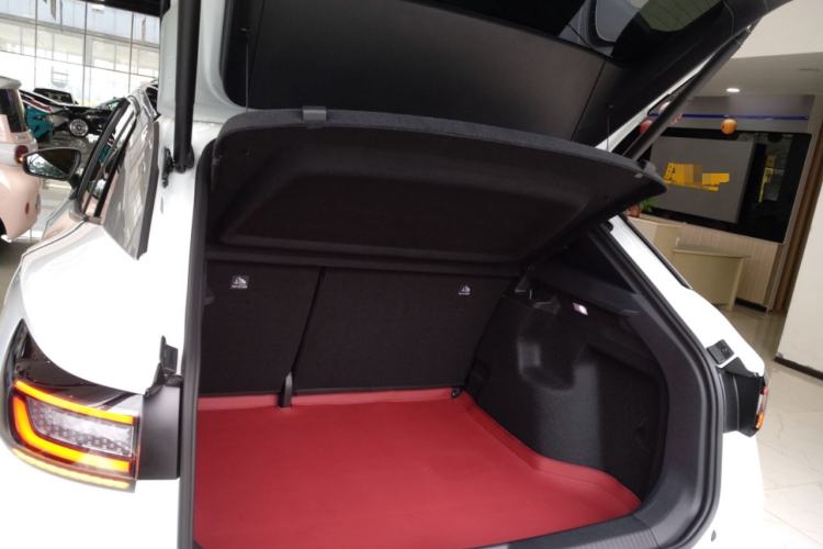 Used Volkswagen ID.4 X 2025 Smart Edition Outstanding Model
