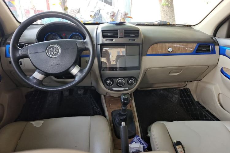 Used Buick Excelle 2013 1.5L Manual Classic Model
