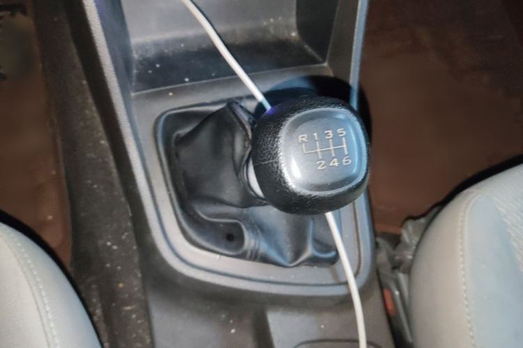 Used Wuling Hongguang V 2022 1.5L Jingqu Version Hydraulic Power Steering LAR