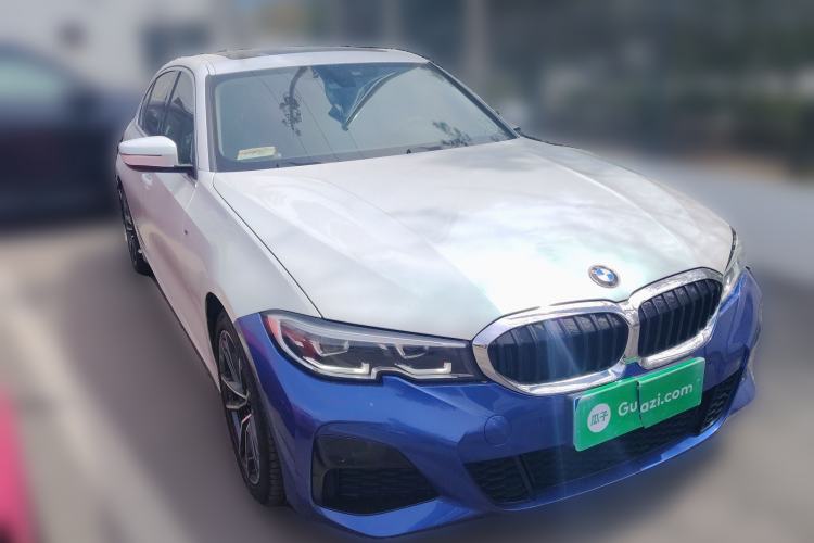 Used BMW 3 Series 2021 320Li M Sport Package Front Right 45 Deg