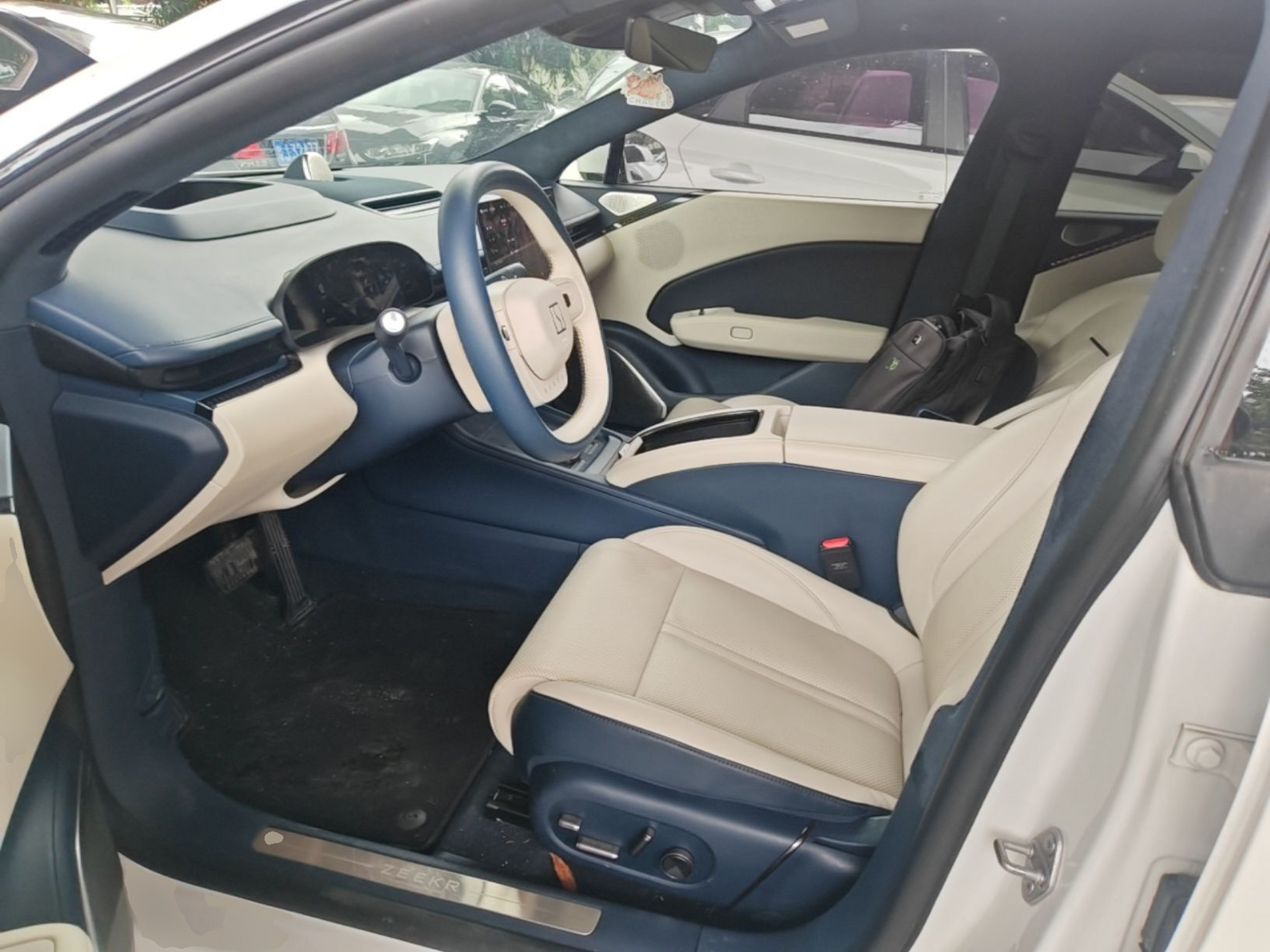 Avant de la voiture
