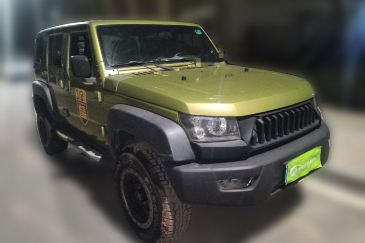 Used BAIC Off-Road BJ40 2016 40L 2.3T Automatic Two-Wheel Drive Prestige Edition Front Right 45 Deg