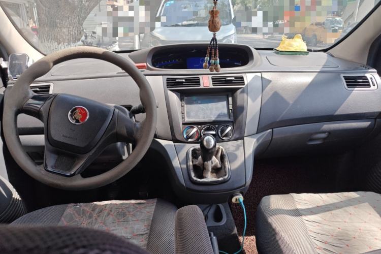 Used FORTHING Joyear 2012 LV 1.5L Manual Luxury Edition
