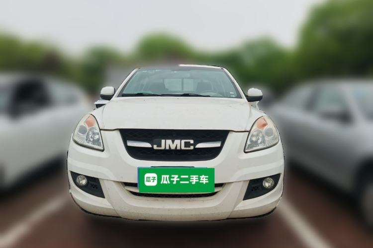 Used JMC Yuhu 7 2016 2.4T Two-Wheel Drive Luxury Edition JX4D24