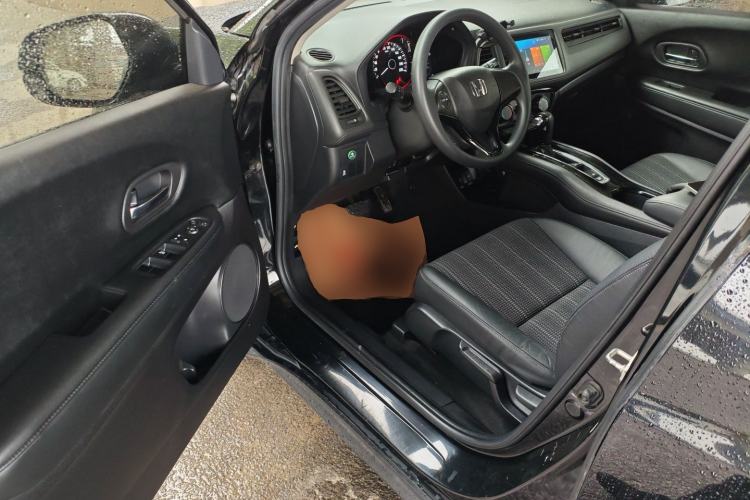 Used Honda Vezel 2017 1.8L CVT Front-Wheel Drive Pioneer Edition Driver Seat