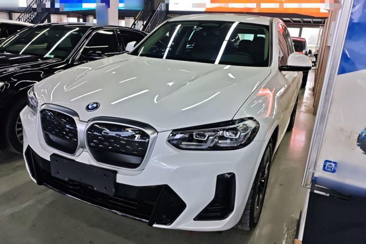 Used BMW iX3 2023 Leading Model