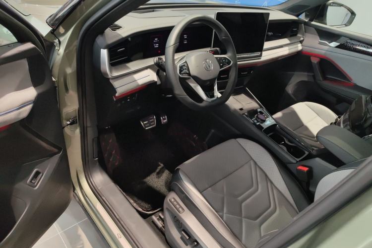 Used Volkswagen Tayron 2025 Tiguan L 380TSI 4Motion Luxury Driver Seat