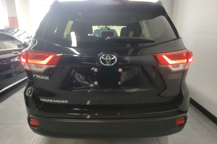Used Toyota Highlander 2018 2.0T Two-Wheel Drive Elite Version 5 Seats China VI Standard
