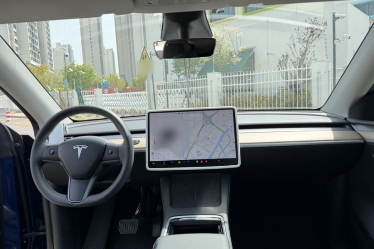 Used Tesla Model Y 2021 Long-Range All-Wheel-Drive Version 3D7