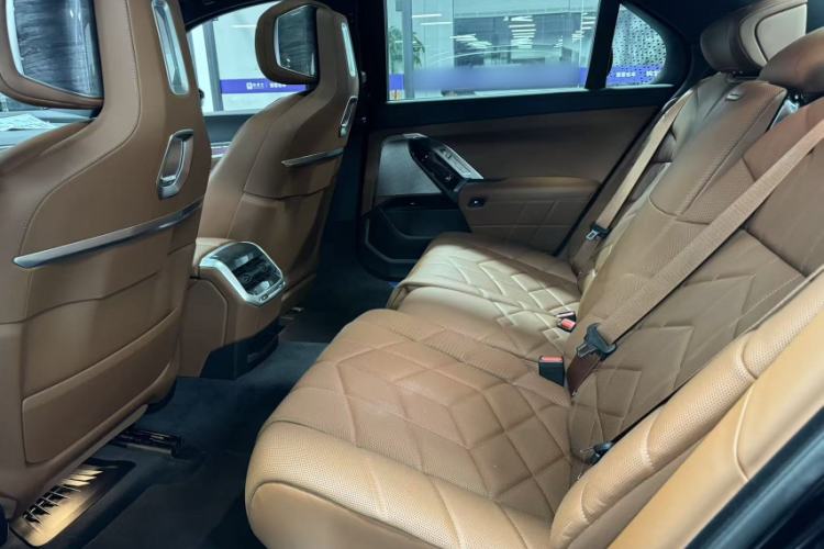 Used BMW 7 Series 2023 Restyled 740Li Luxury Edition M Sport Package