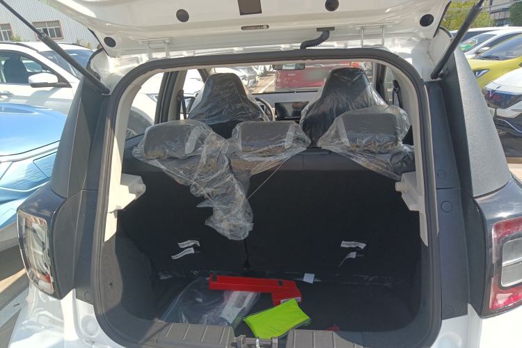 Used JAC Yiwei E10X 2024 Charming Edition 301km Lite
