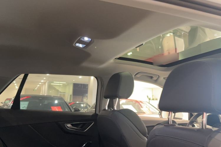 Used Audi Q2L 2023 35TFSI Fashionable and Elegant Model
