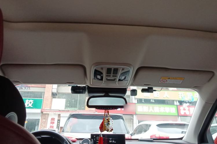 Used Wey VV5 2017 2.0T Ultra-Luxury Version Headliner