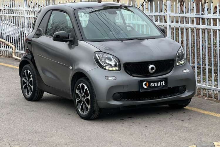Used smart fortwo 2015 1.0L 52 kW Hardtop Passion Edition