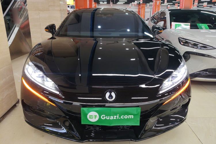 Used Denza Z9 2024 630 km All-Wheel Drive Max Version