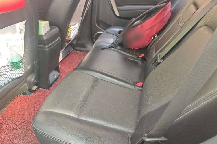 Used Chevrolet Captiva 2017 2.4L 4x4 Flagship Edition 7-Seater