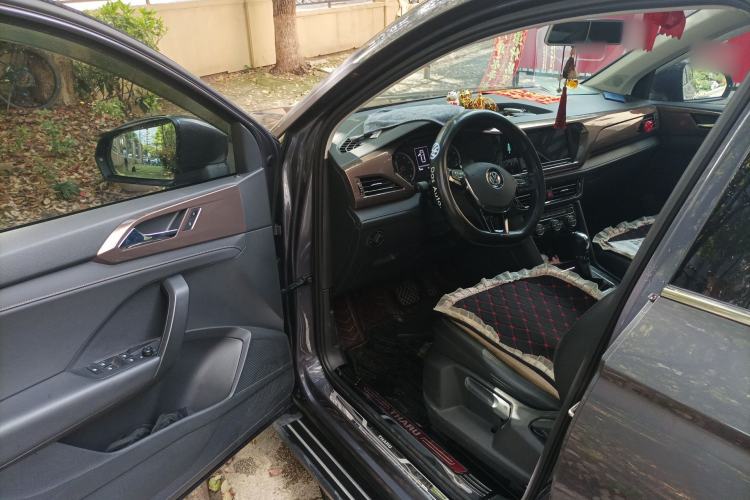 Used Volkswagen Tharu 2019 280TSI Two-Wheel Drive Luxury Version China VI Standard
